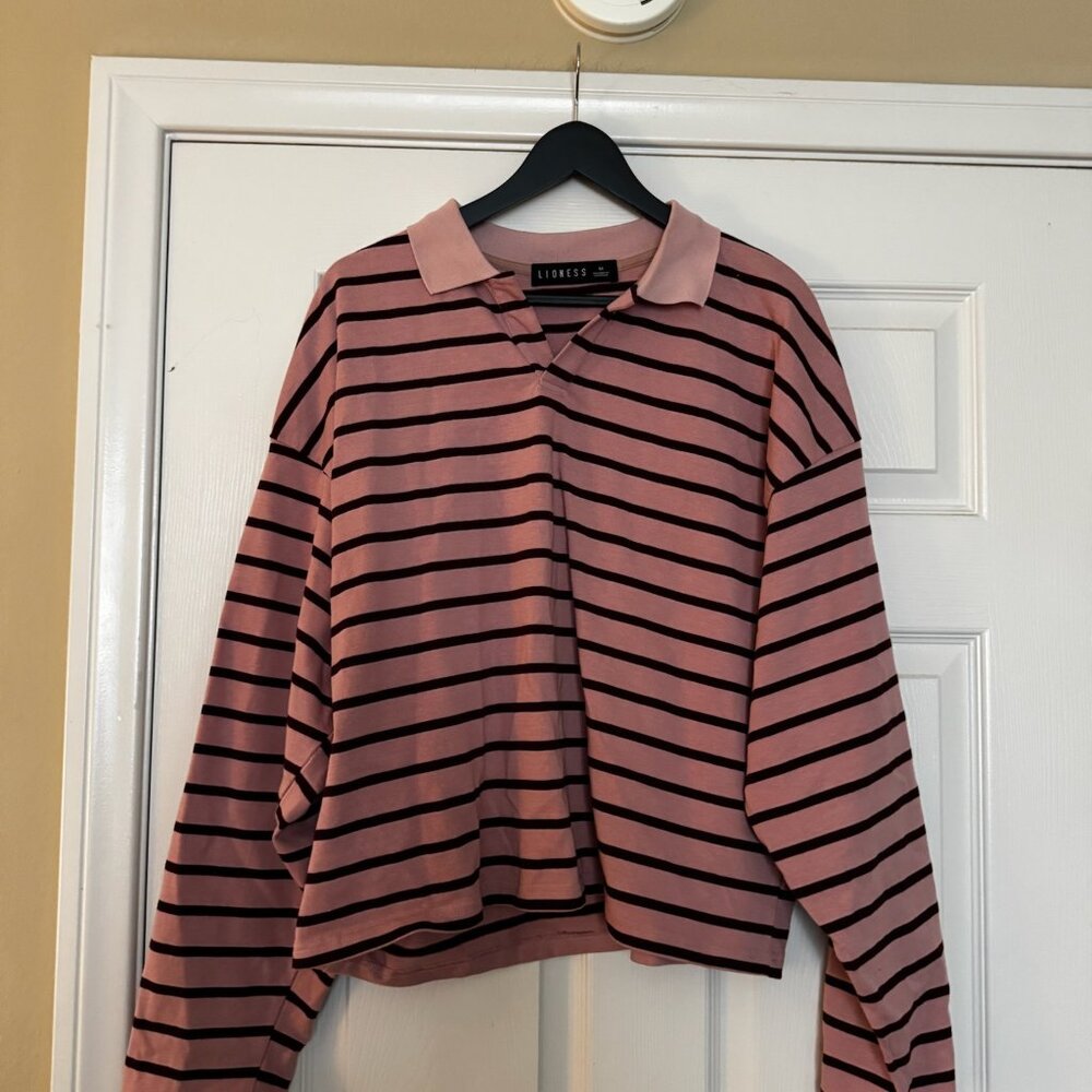 Lioness pink and burgundy striped knit long sleeve rugby shirt, size M - Picture 2 of 4